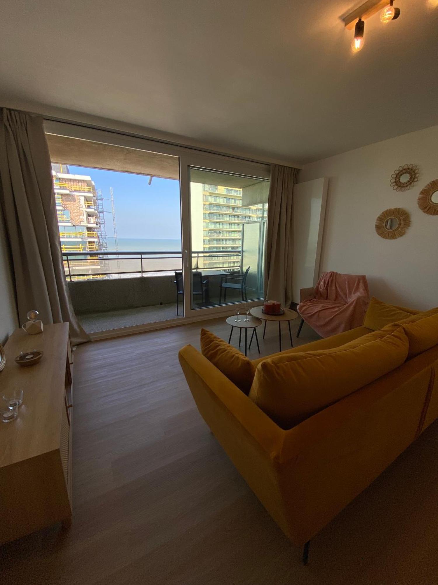 Sky Sea View Studio Остенде Екстериор снимка